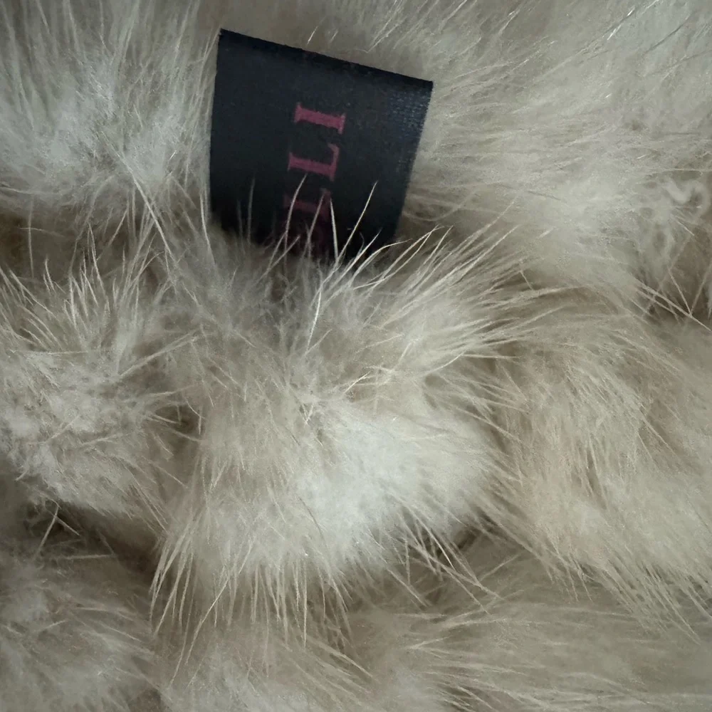 Kelli Kouri Grid Knit Ivory/Cream Fur Soft Scarf L 75